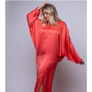 ROYAL V DRESS by Cali Dreaming